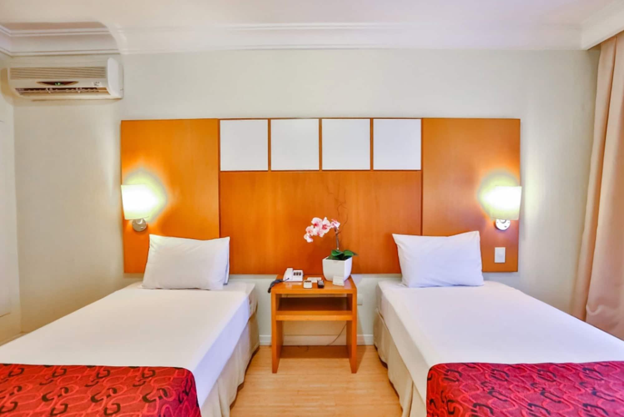 Hotel Dubai Macaé by Atlântica Esterno foto