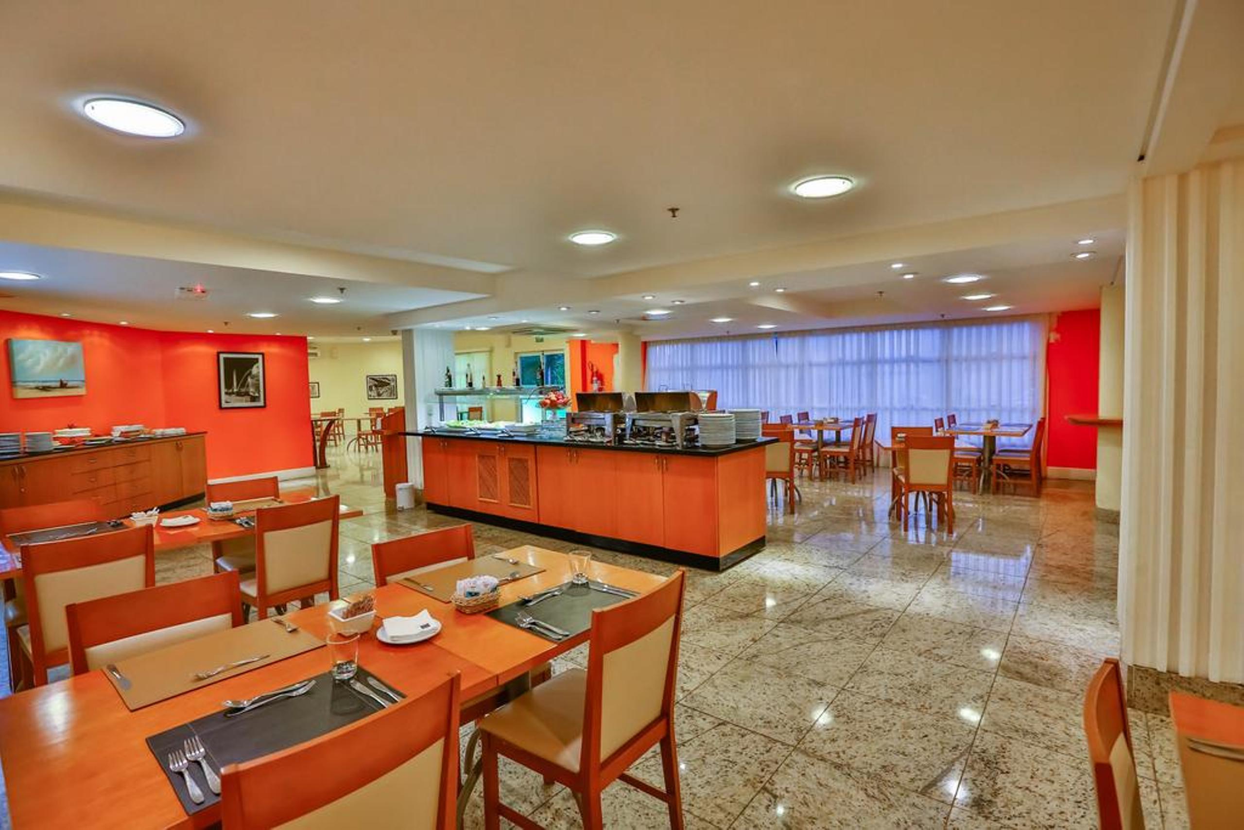 Hotel Dubai Macaé by Atlântica Esterno foto